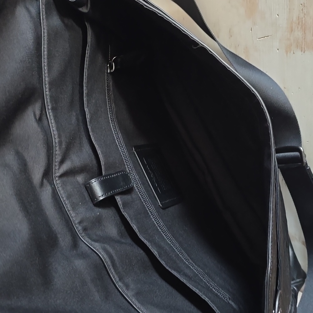 Coach Hudson Messenger Bag In Signature Black Leather - Picture 11 of 14